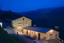 Casa de Aldea Matela casa rural en San Tirso De Abres (Asturias)