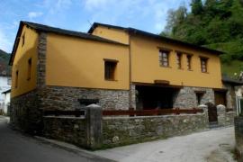 Casa Xuaquin casa rural en Cangas Del Narcea (Asturias)