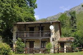 Río Aliso casa rural en Peñamellera Alta (Asturias)