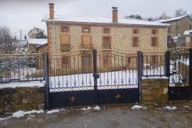 Corral Casiano casa rural en Robledo De La Guzpeña (León)