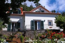 Refúgio das Camélias casa rural en Santana (Madeira)