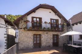 Casa Rural Juango I y II casa rural en Ezcaroz (Navarra)